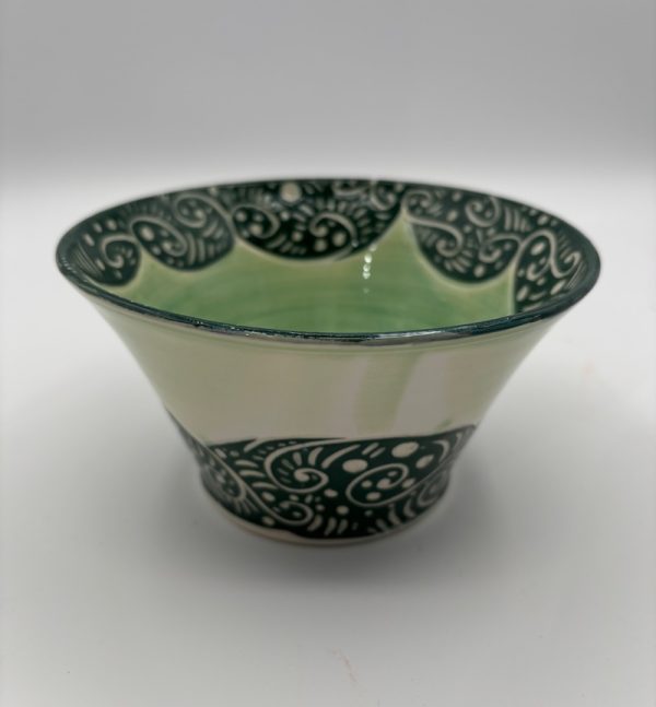 Small Green Day Dream Sgraffito Vase - Image 3