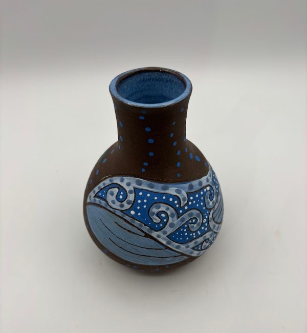 Small Whale Vase - Image 2